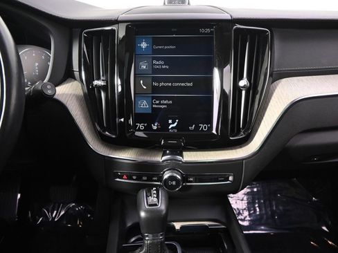 Used 2018 Volvo XC60 T6 Inscription w/ Convenience Package image 27