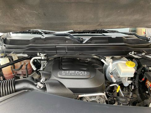 Used 2020 RAM 2500 Tradesman RWD image 9