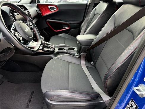 Used 2022 Kia Soul Turbo image 14
