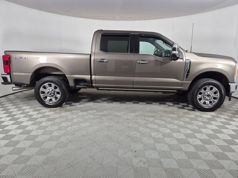 Used 2023 Ford F250 Lariat w/ Chrome Package AWD/4WD image 2