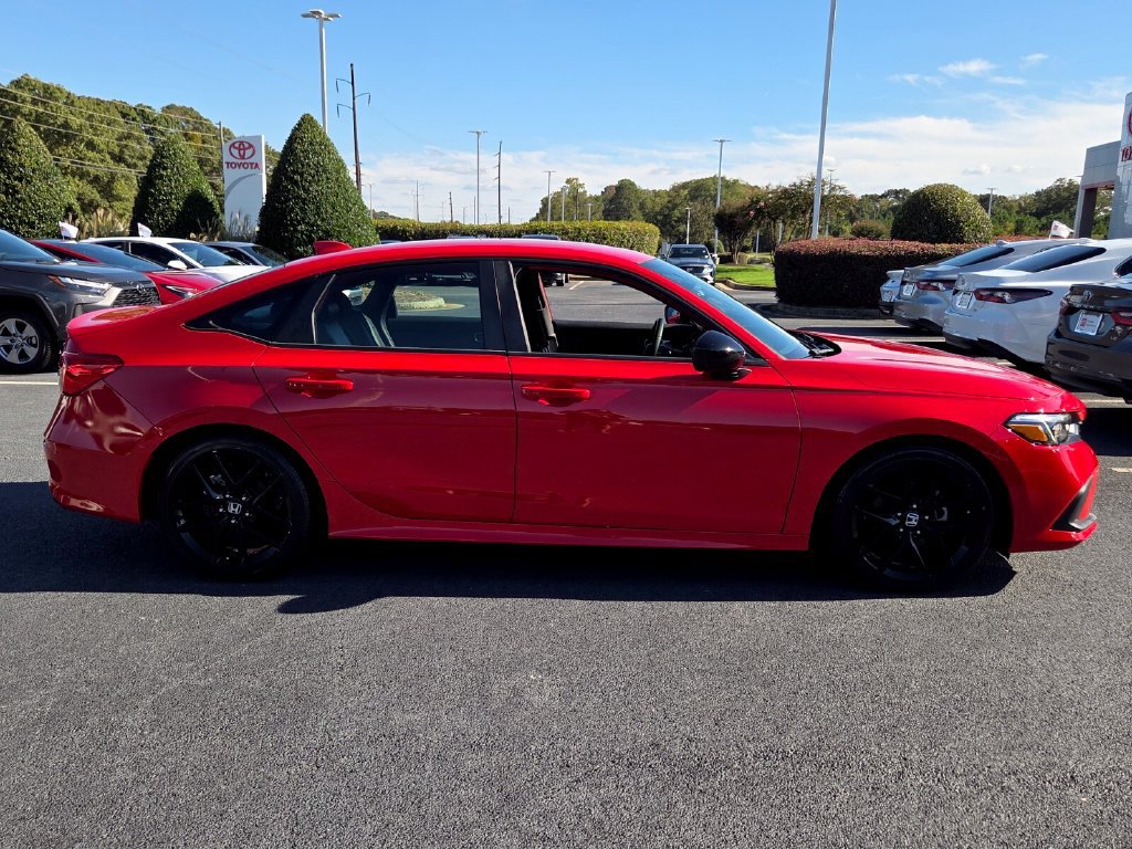 Used 2023 Honda Civic Sport image 13