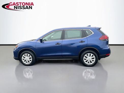 Used 2020 Nissan Rogue S image 5
