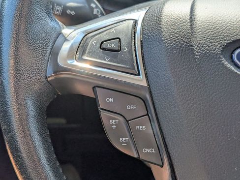 Used 2022 Ford Edge SEL AWD/4WD image 19