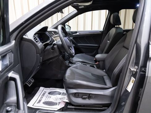 Certified 2024 Volkswagen Tiguan SE R-Line AWD/4WD image 10