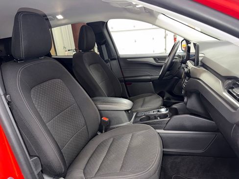 Used 2024 Ford Escape Active w/ Cold Weather Package image 22