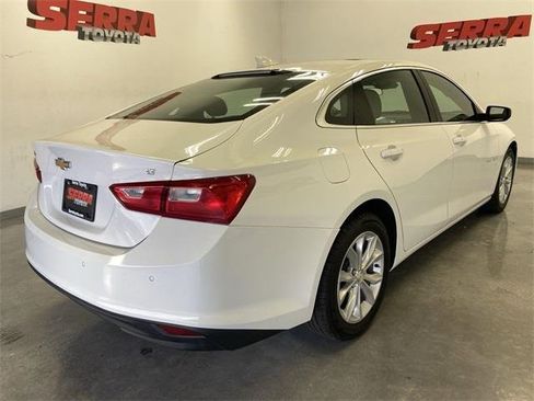 Used 2024 Chevrolet Malibu LT image 17