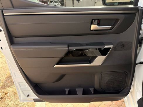 New 2026 Toyota Tundra Limited AWD/4WD image 23