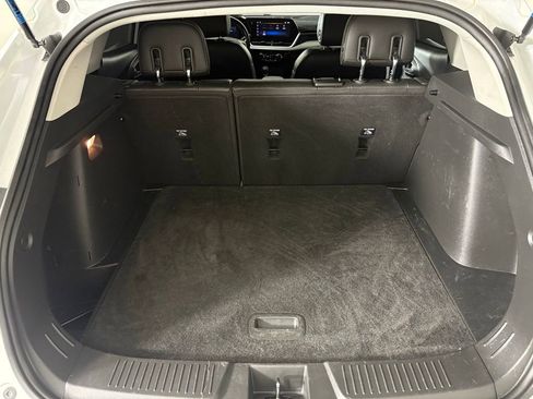 Used 2024 Chevrolet Trax LT w/ Driver Confidence Package image 41