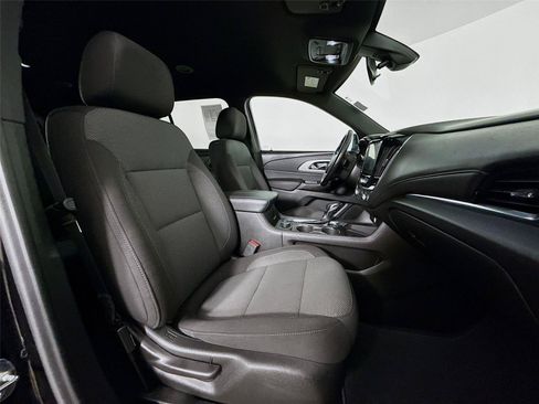 Used 2023 Chevrolet Traverse LT AWD/4WD image 29