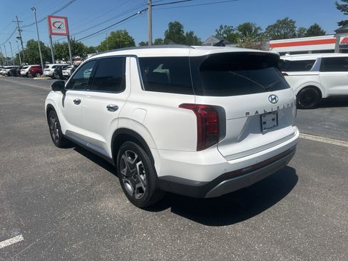 Used 2024 Hyundai Palisade SEL w/ Premium Package image 7
