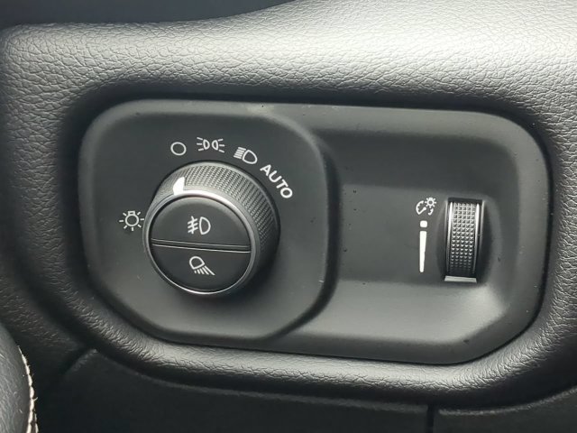 New 2027 RAM 3500 Big Horn AWD/4WD image 27