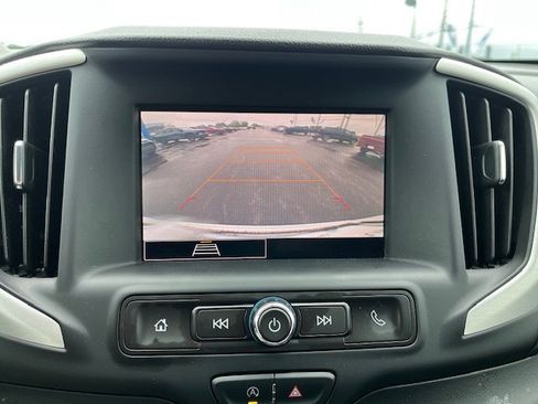 Used 2022 GMC Terrain SLE image 48