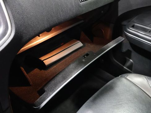 Used 2018 Dodge Charger GT image 39