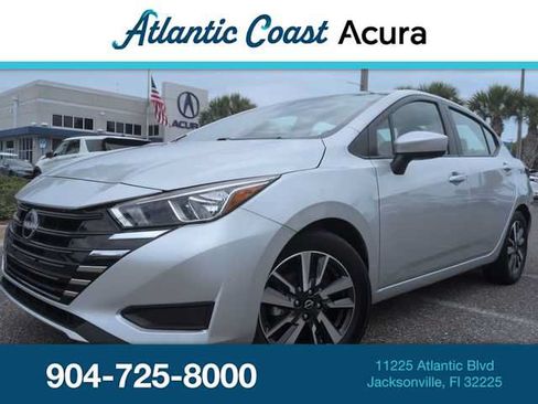 Used 2024 Nissan Versa SV FWD image 1