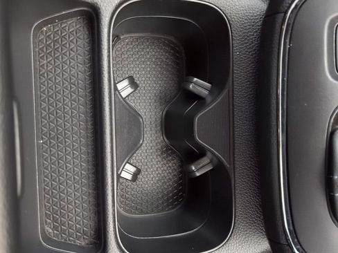 Used 2023 Honda CR-V EX image 26