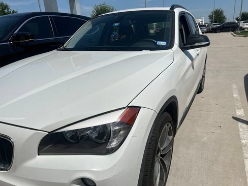 Used 2014 BMW X1 sDrive28i RWD image 2