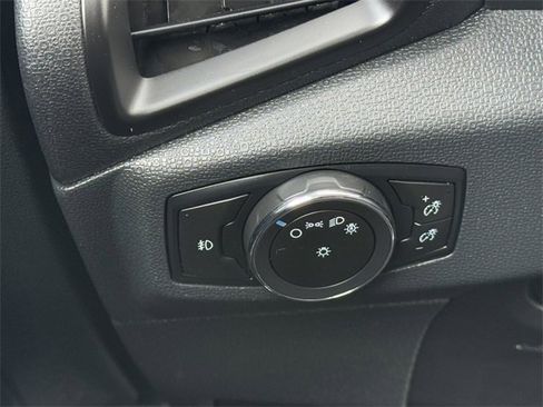 Certified 2021 Ford EcoSport SE image 21