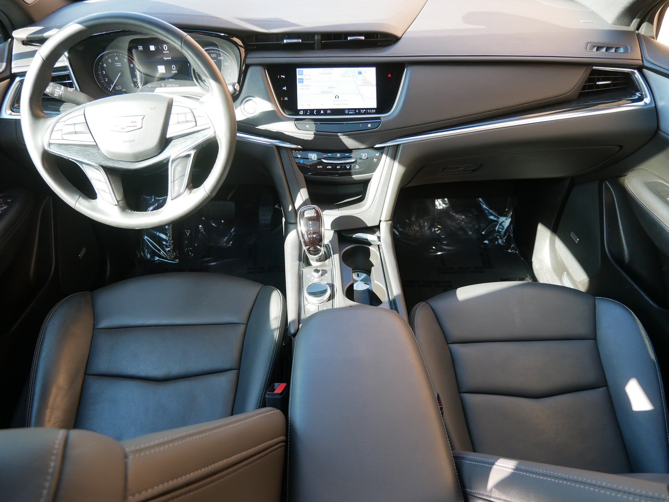 Used 2023 Cadillac XT5 Premium Luxury w/ Technology Package AWD/4WD image 14
