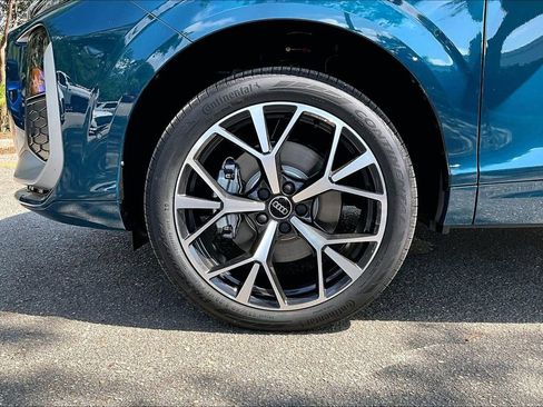 New 2026 Audi Q3 quattro 2.0T AWD/4WD image 13