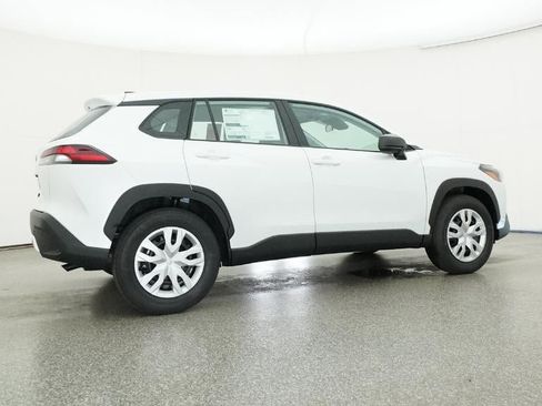 New 2026 Toyota Corolla Cross L image 26