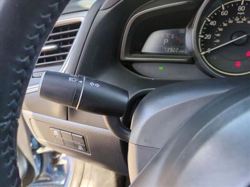 Used 2018 MAZDA MAZDA3 Touring image 14