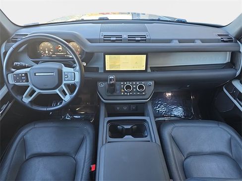 Used 2024 Land Rover Defender 110 S image 9