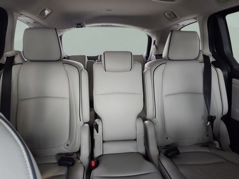 Used 2026 Honda Odyssey Touring image 18