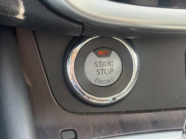 Used 2024 Nissan Murano Platinum w/ Cargo Package FWD image 18