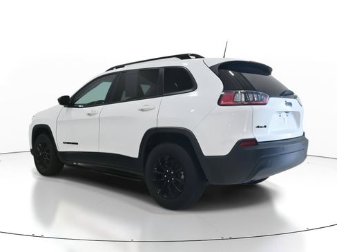 Certified 2023 Jeep Cherokee Altitude Lux image 3