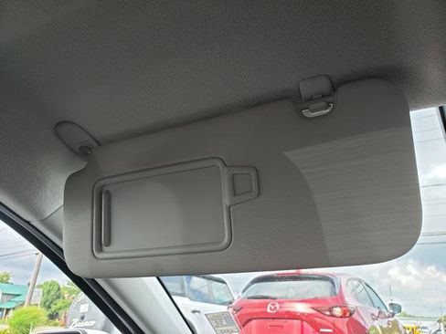 Certified 2025 Kia K4 FWD image 32