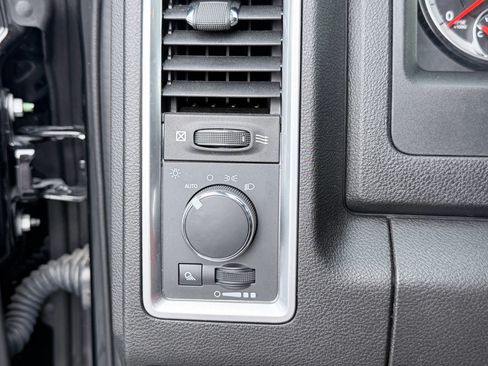 Used 2022 RAM 1500 Classic Warlock AWD/4WD image 12