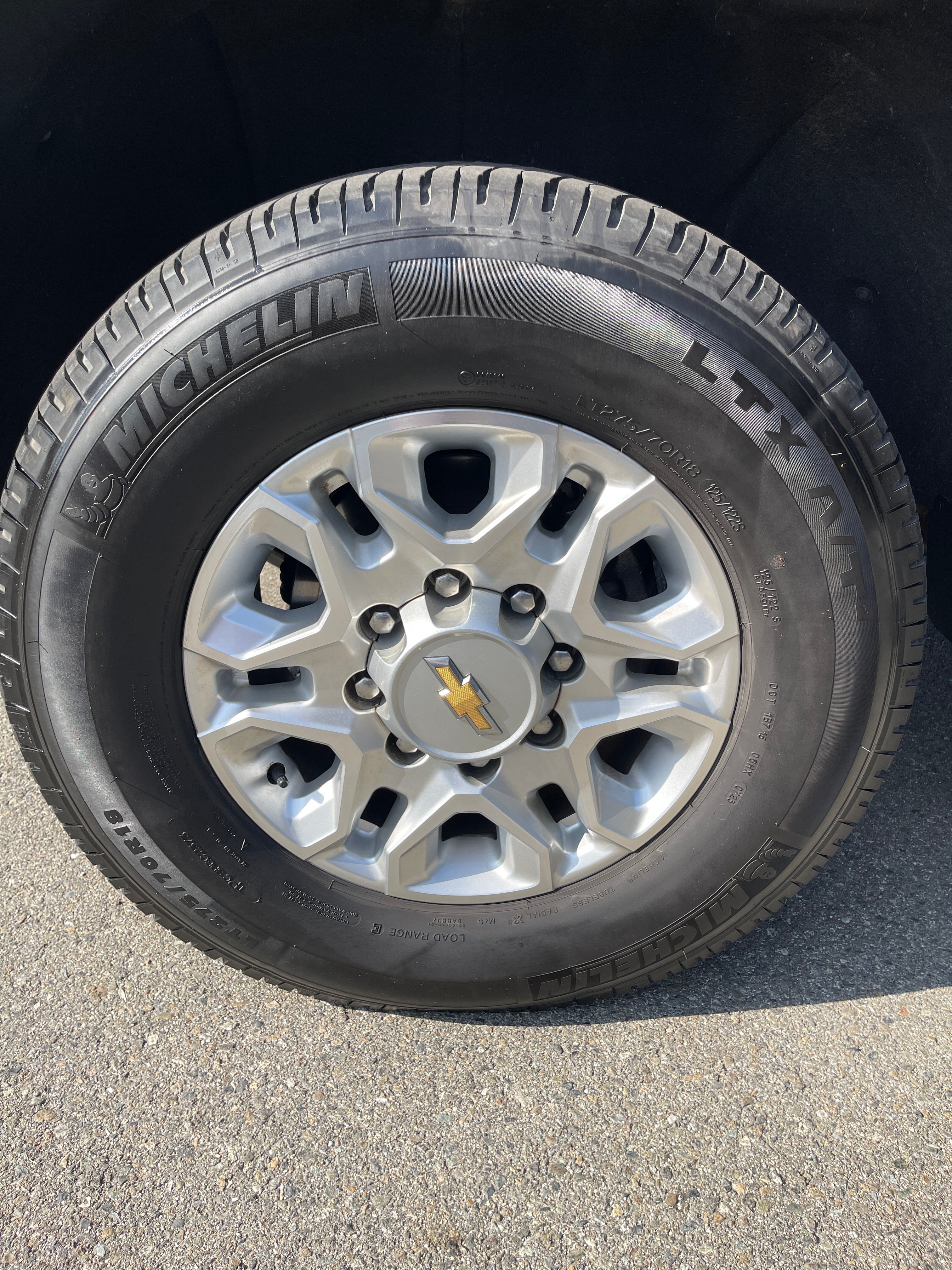 Used 2024 Chevrolet Silverado 2500 LTZ w/ LTZ Plus Package AWD/4WD image 19