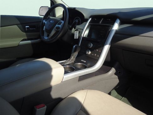 Used 2013 Ford Edge SEL image 14