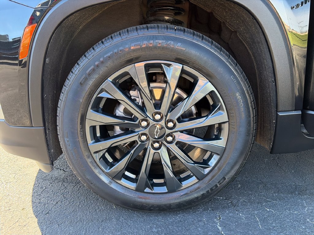 Used 2023 Chevrolet Traverse RS w/ LPO, Floor Liner Package AWD/4WD image 31