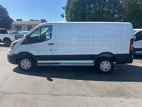 Used 2025 Ford Transit 250 Low Roof w/ Exterior Upgrade Package RWD image 8