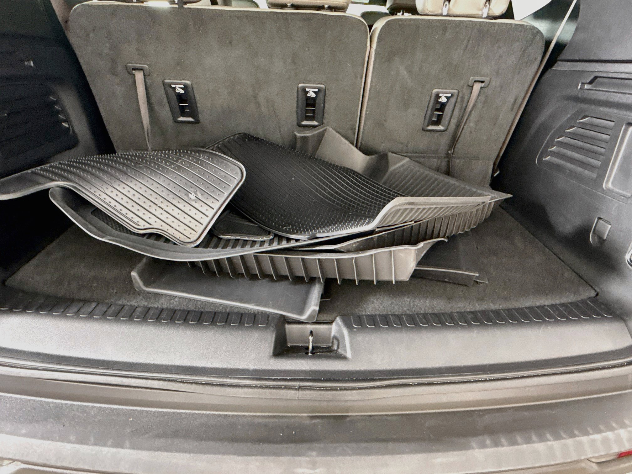 Used 2024 GMC Acadia Elevation w/ LPO, Floor Liner Package FWD image 28