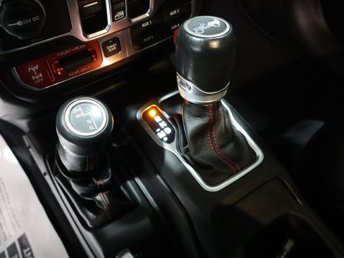 Used 2019 Jeep Wrangler Unlimited Rubicon image 33