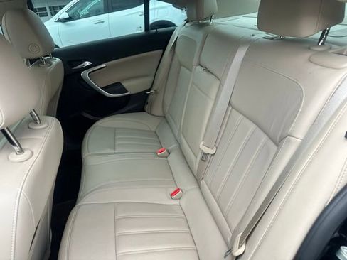 Used 2017 Buick Regal Premium w/ Driver Confidence Package #1 FWD image 9