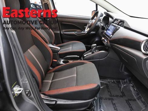 Used 2024 Nissan Versa SR FWD image 23