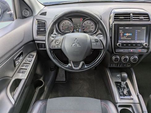 Used 2024 Mitsubishi Outlander Sport SE AWD/4WD image 17