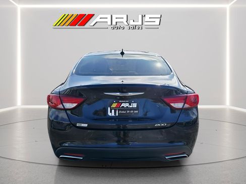 Used 2016 Chrysler 200 S w/ Navigation & Sound Group I image 4