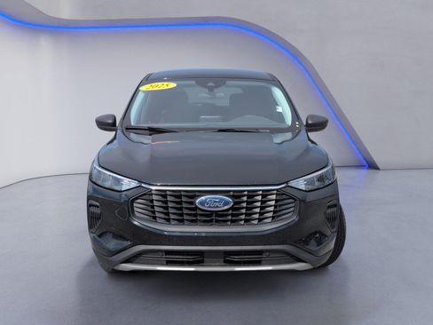 Used 2025 Ford Escape Active AWD/4WD image 12