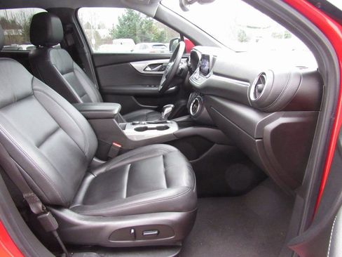 Used 2021 Chevrolet Blazer LT image 18