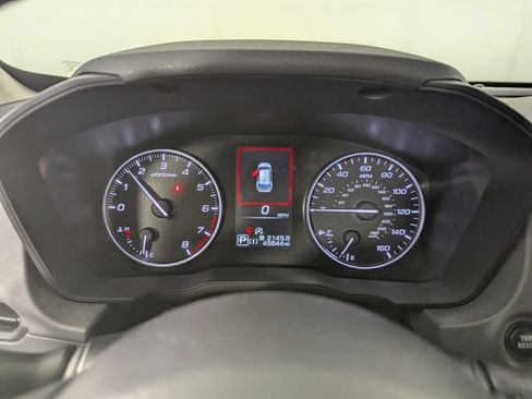 Used 2024 Subaru Crosstrek 2.0i Premium AWD/4WD image 17