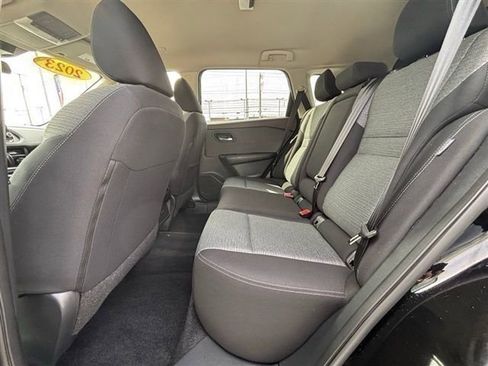 Used 2023 Nissan Rogue SV image 11