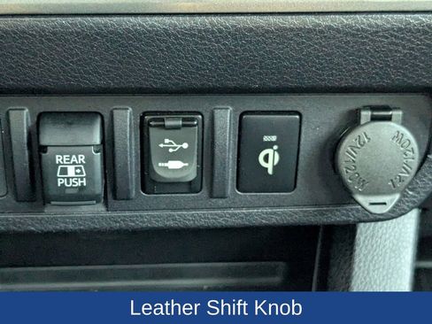 Used 2019 Toyota Tacoma TRD Sport image 23