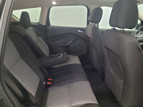 Used 2017 Ford Escape SE w/ Equipment Group 201A AWD/4WD image 19