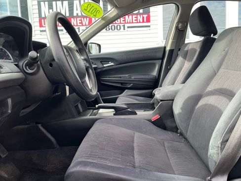 Used 2012 Honda Accord LX image 12