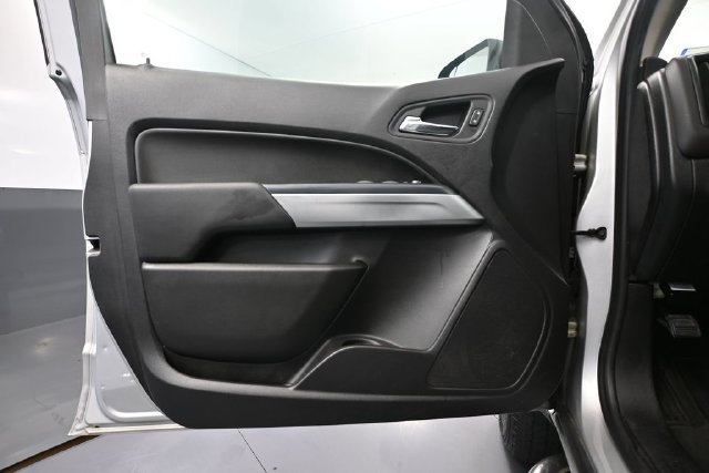 Used 2019 Chevrolet Colorado LT AWD/4WD image 14
