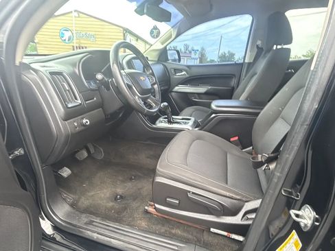 Used 2017 Chevrolet Colorado LT image 18